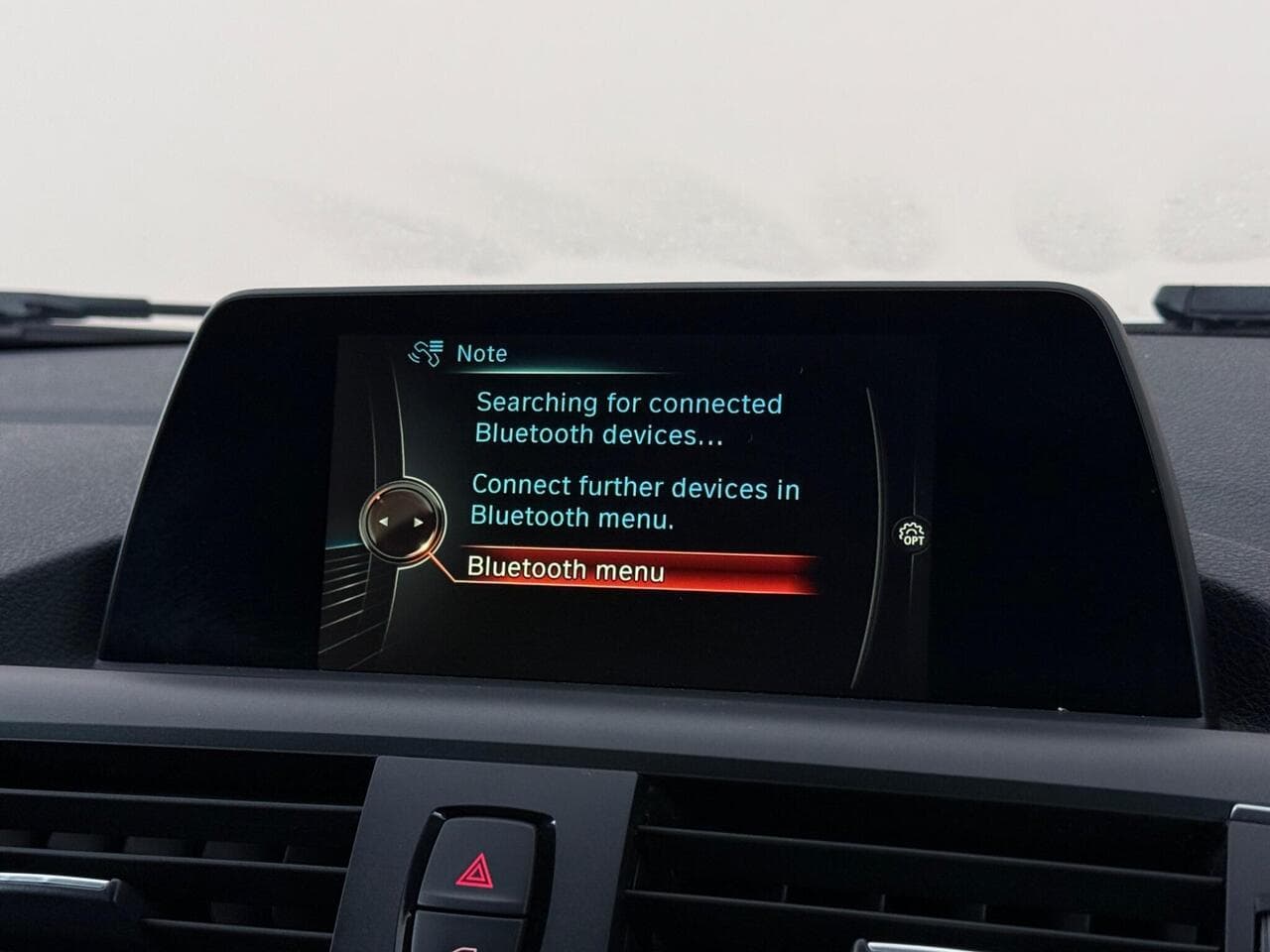 BMW 1 Series thumbnail Infotainment System