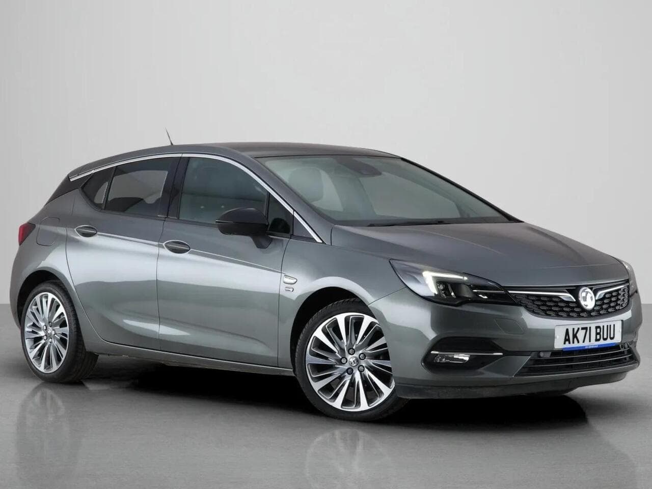 Vauxhall Astra - Vauxhall Astra 1.2 Turbo Griffin Edition Euro 6 (s/s) 5dr