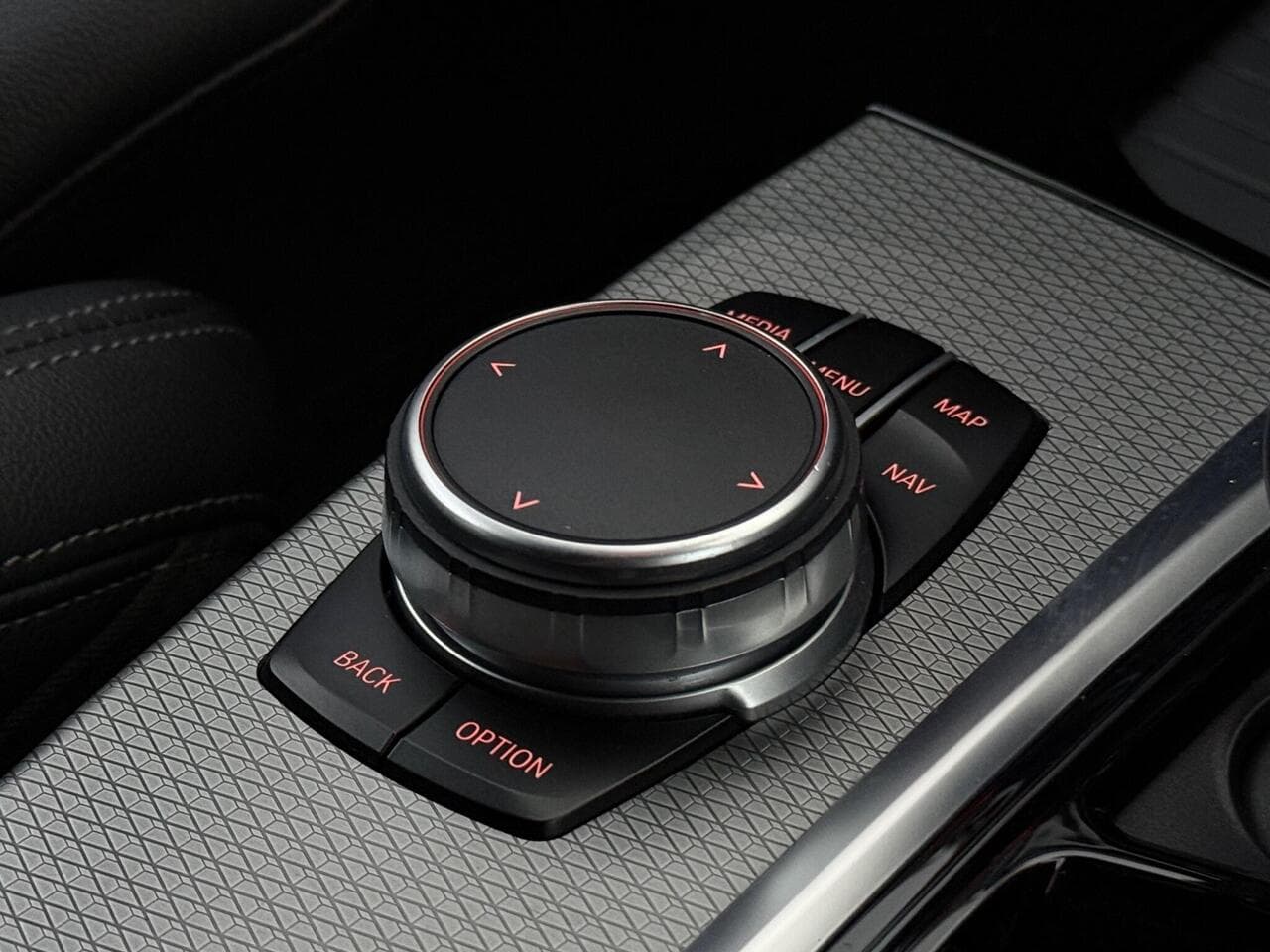 BMW X3 thumbnail Misc Controls