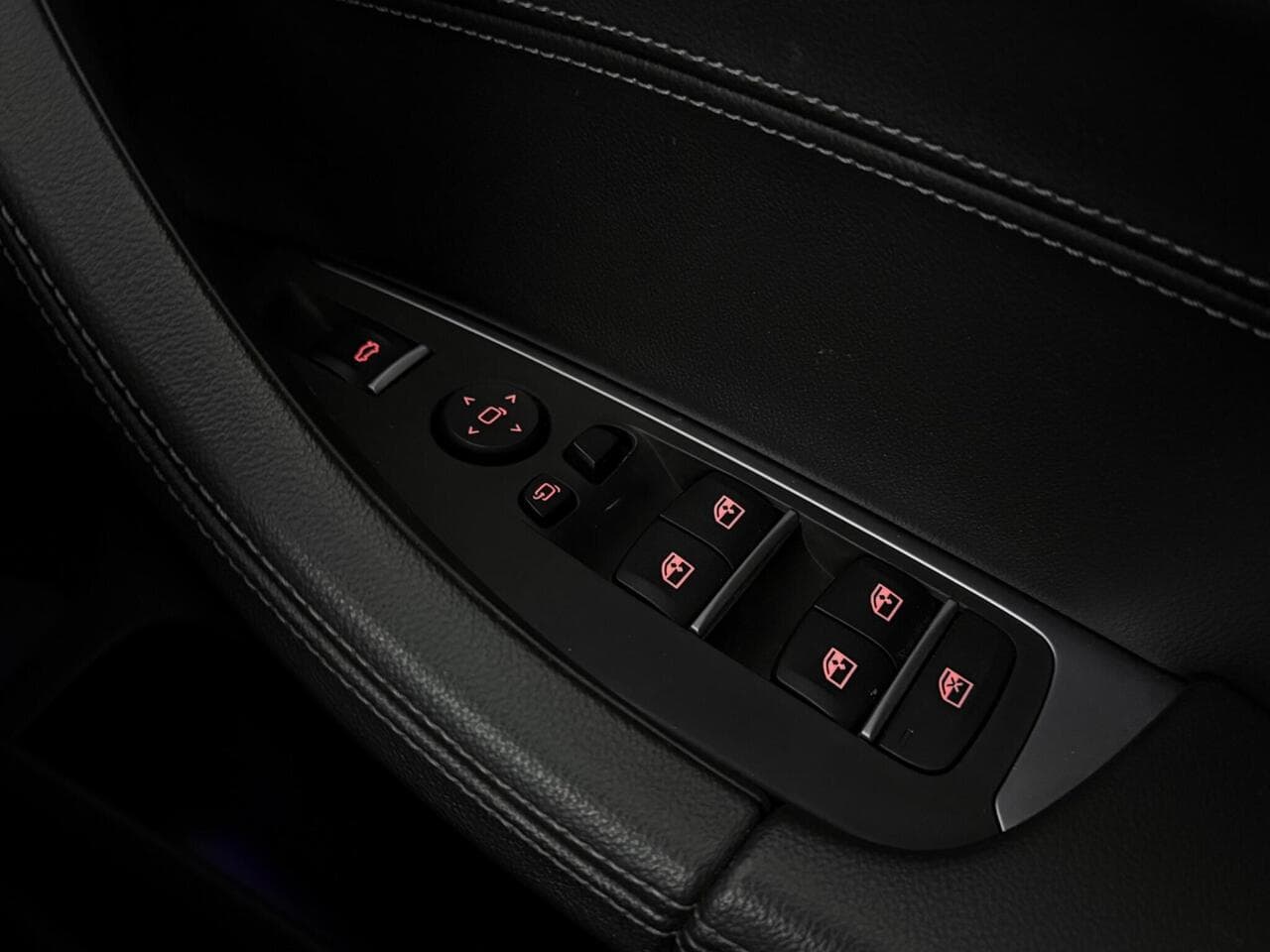 BMW X3 thumbnail Misc Controls