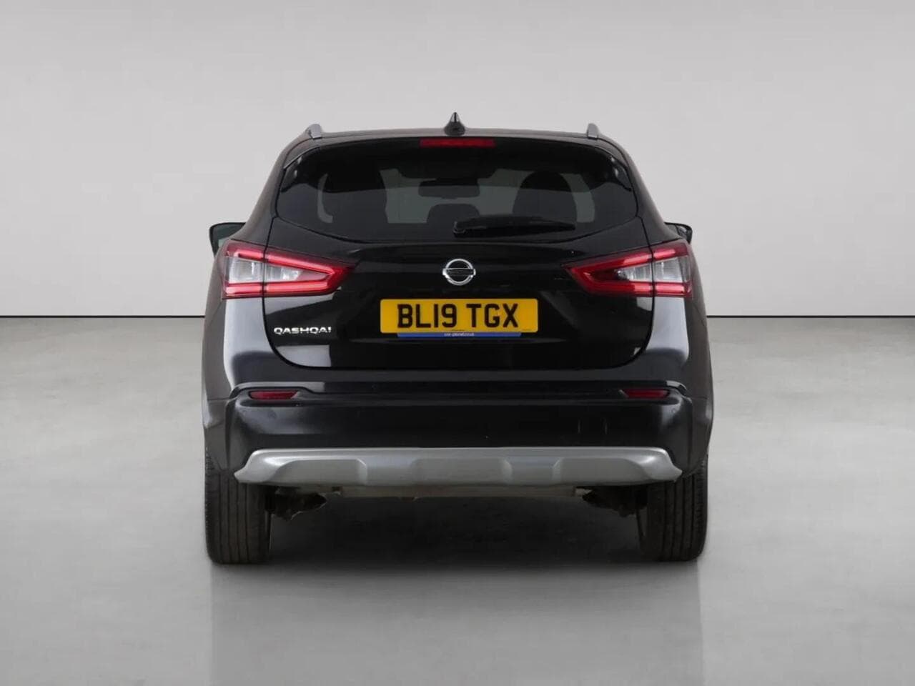 Nissan Qashqai thumbnail Rear