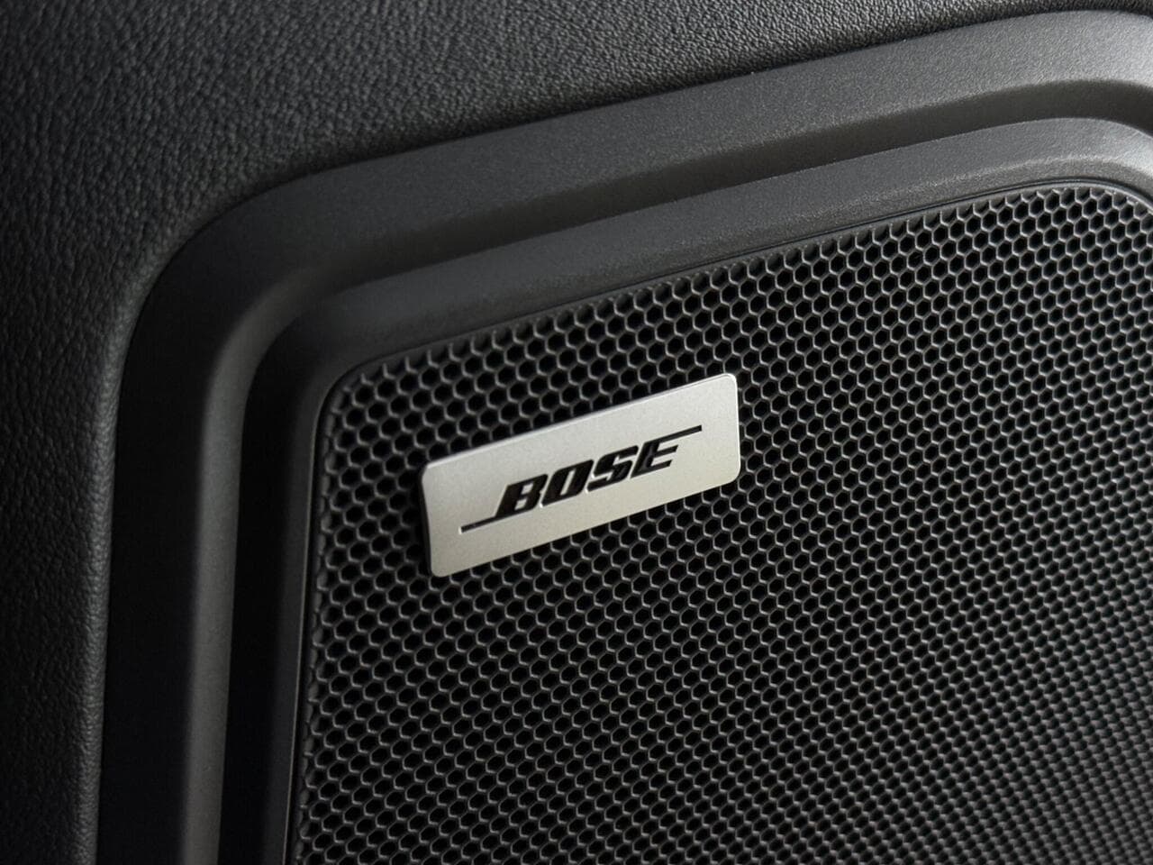 Porsche Macan thumbnail Inconclusive