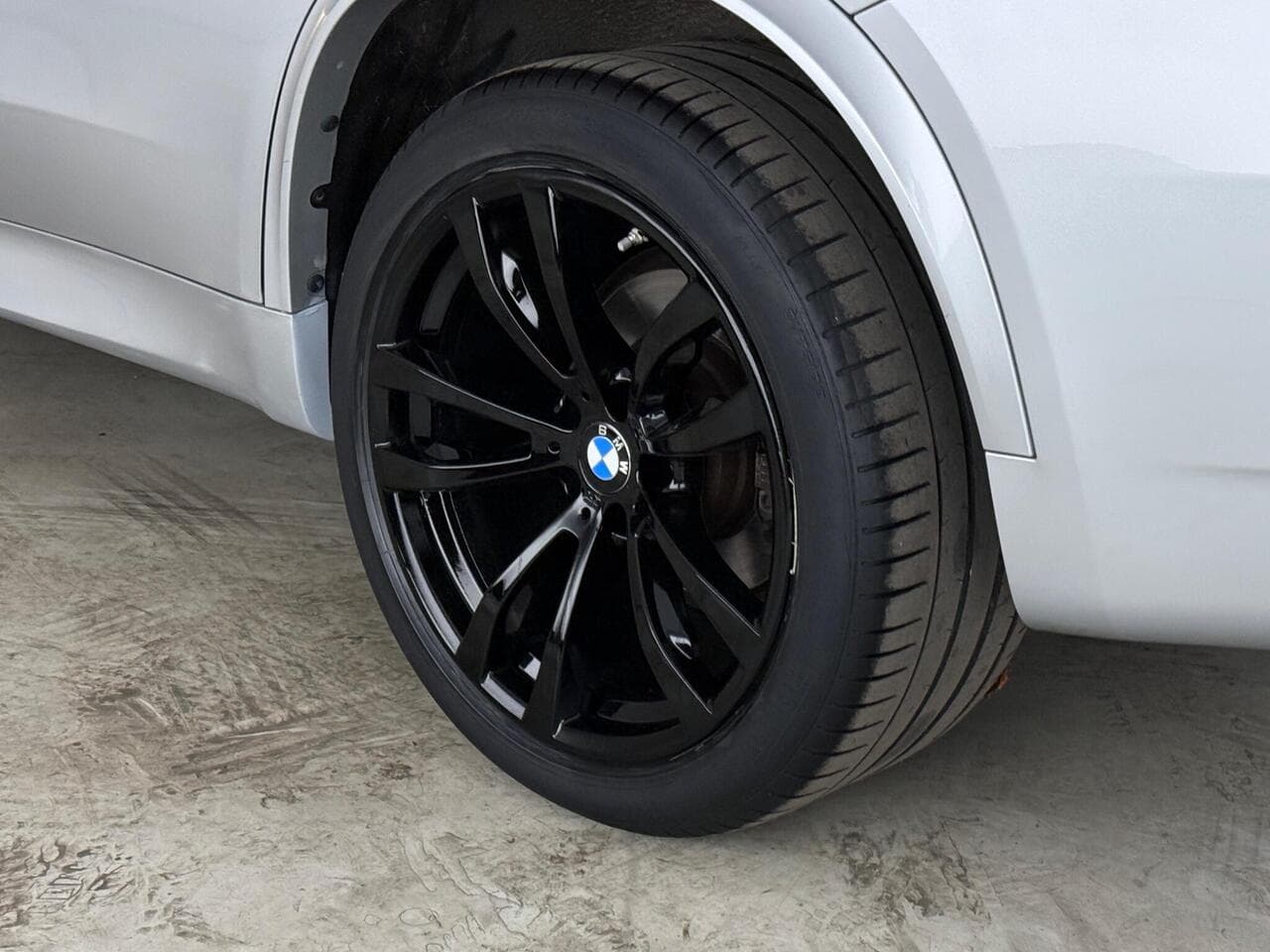BMW X5 thumbnail Wheel