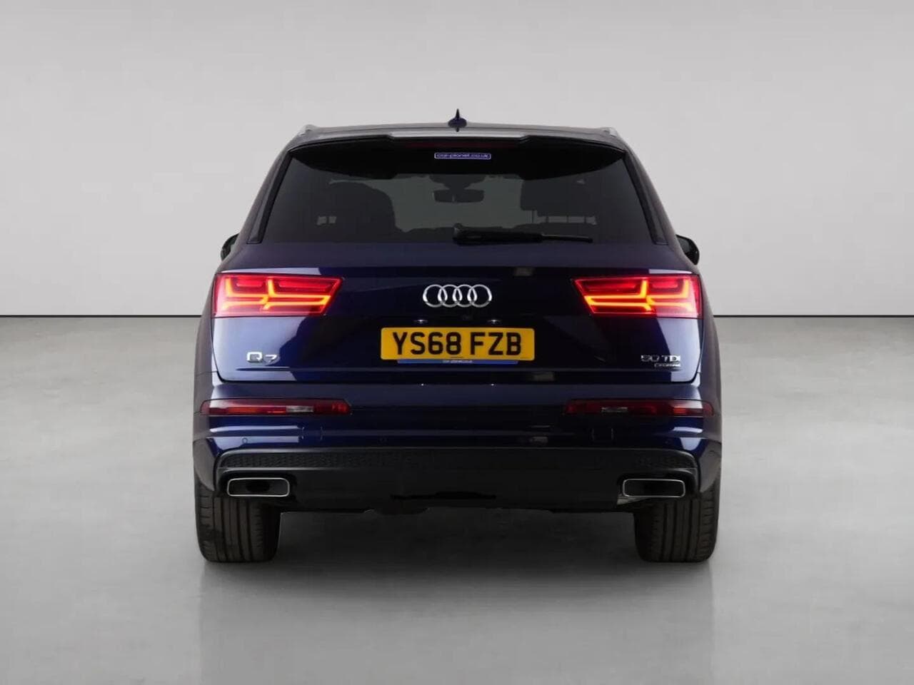 Audi Q7 thumbnail Rear