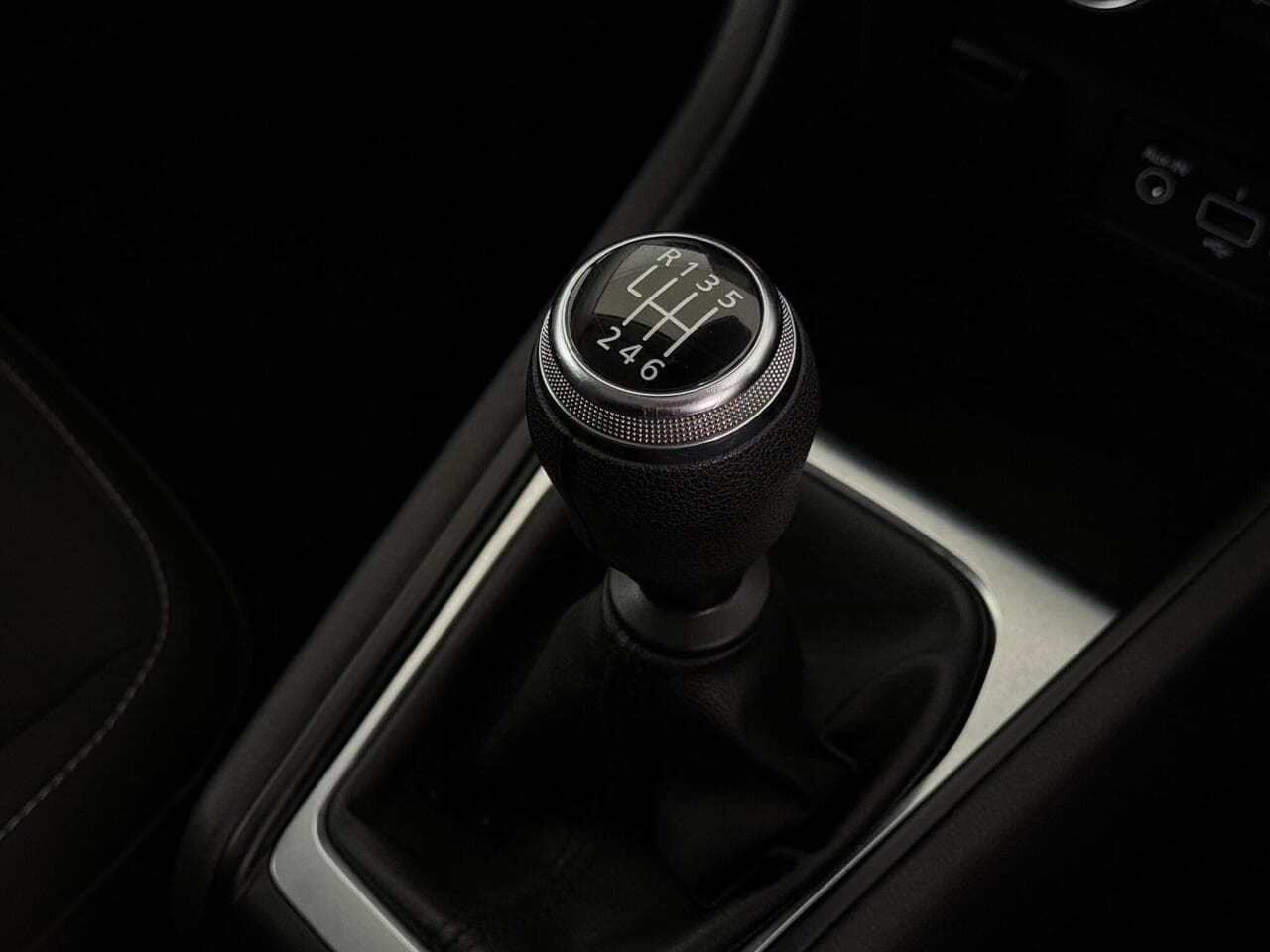 Renault Captur thumbnail Interior Front