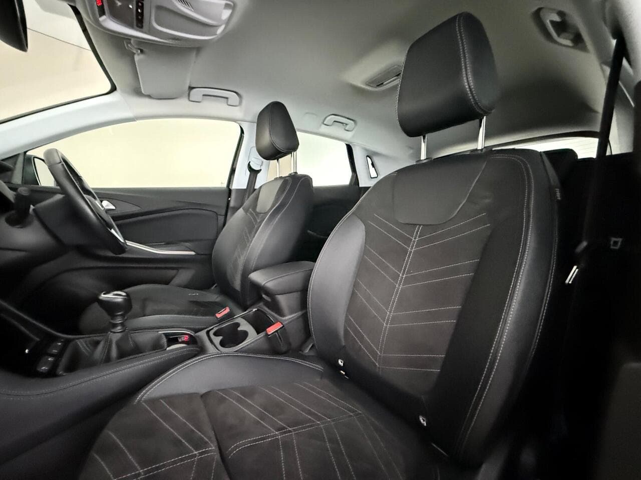 Vauxhall Grandland thumbnail Seat Front Passenger