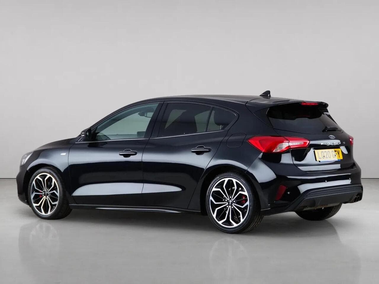 Ford Focus thumbnail Side Left