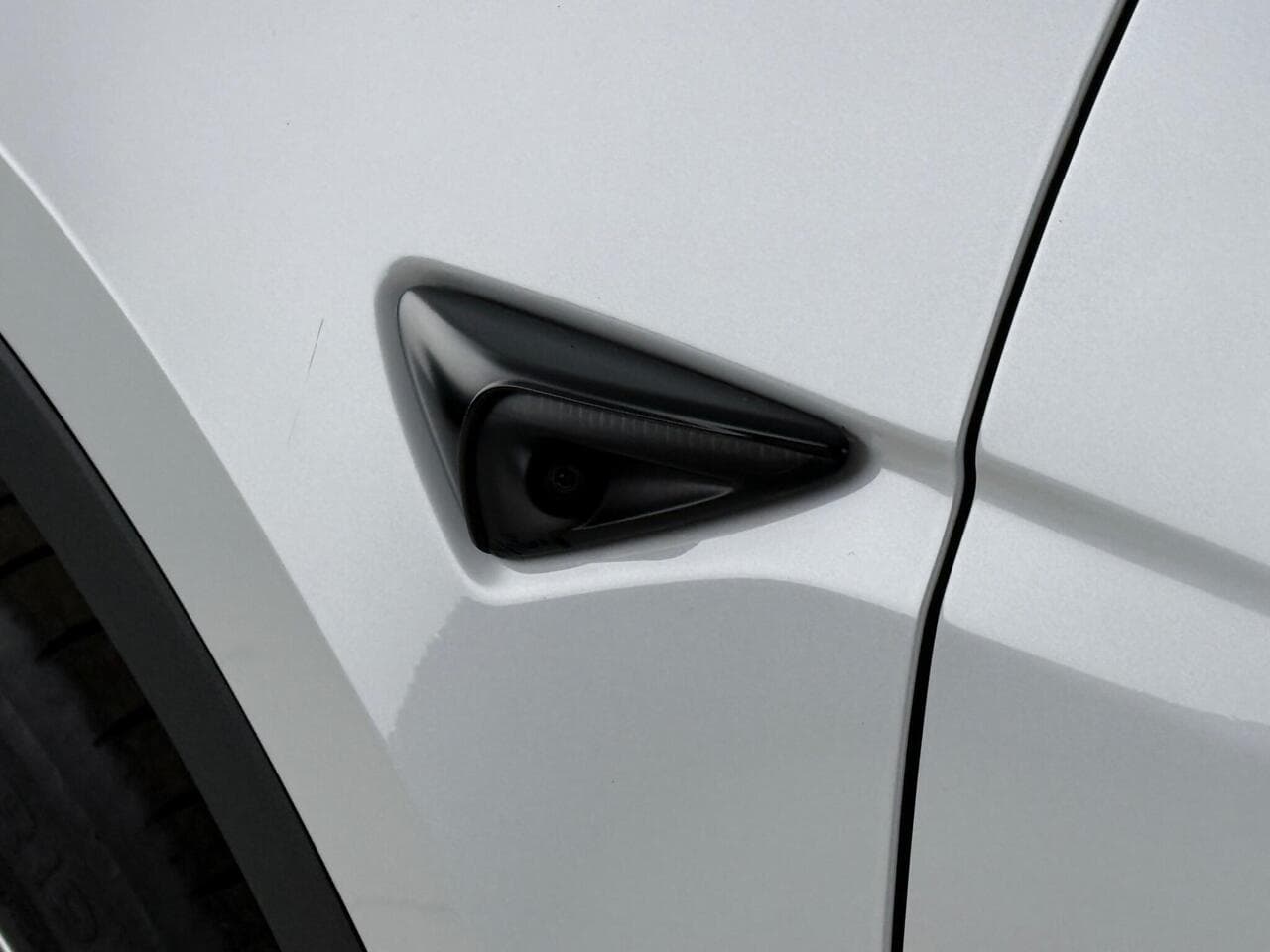 Tesla Model Y thumbnail Inconclusive