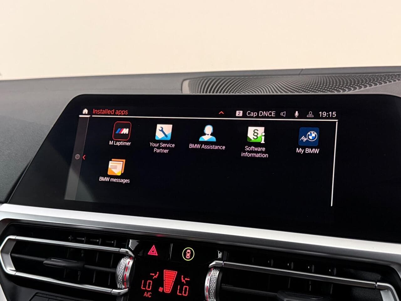BMW 4 Series thumbnail Infotainment System