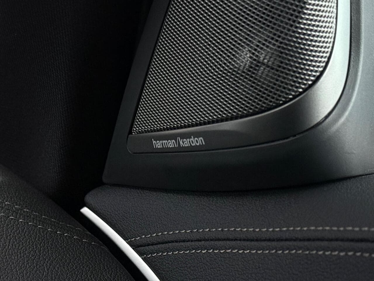 BMW 5 Series thumbnail Misc Controls