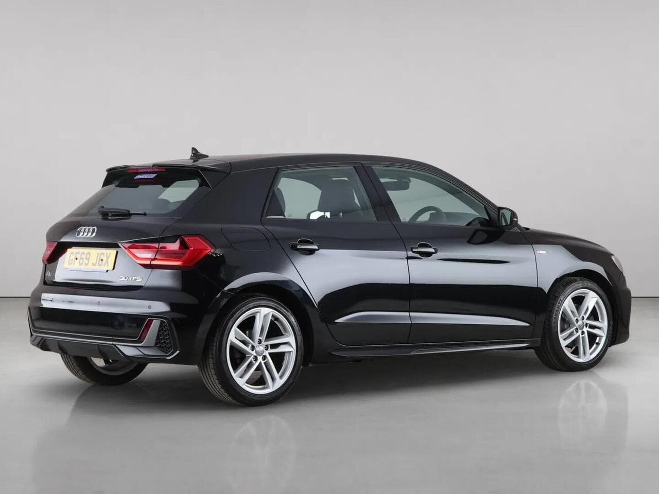 Audi A1 thumbnail Side Right