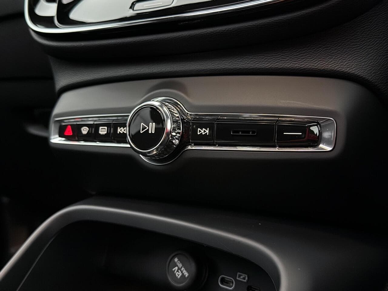 Volvo XC40 thumbnail Interior Front