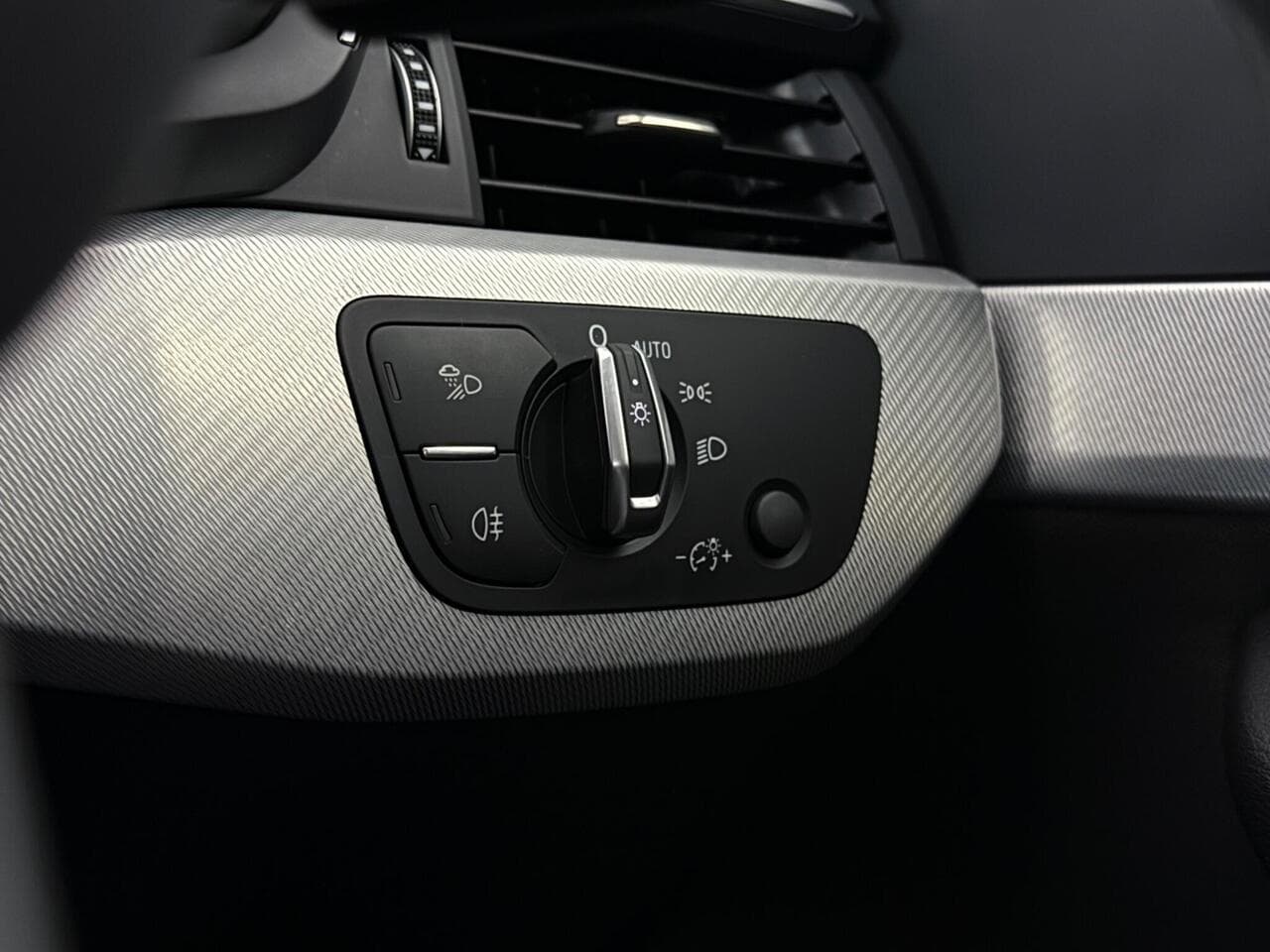 Audi A4 Avant thumbnail Misc Controls