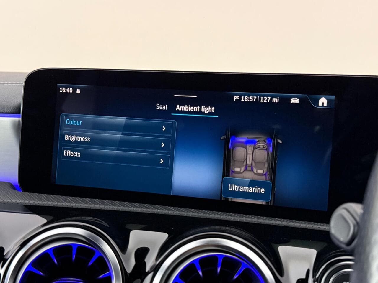 Mercedes-Benz CLA thumbnail Infotainment System