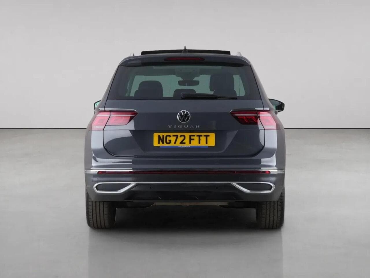 Volkswagen Tiguan thumbnail Rear