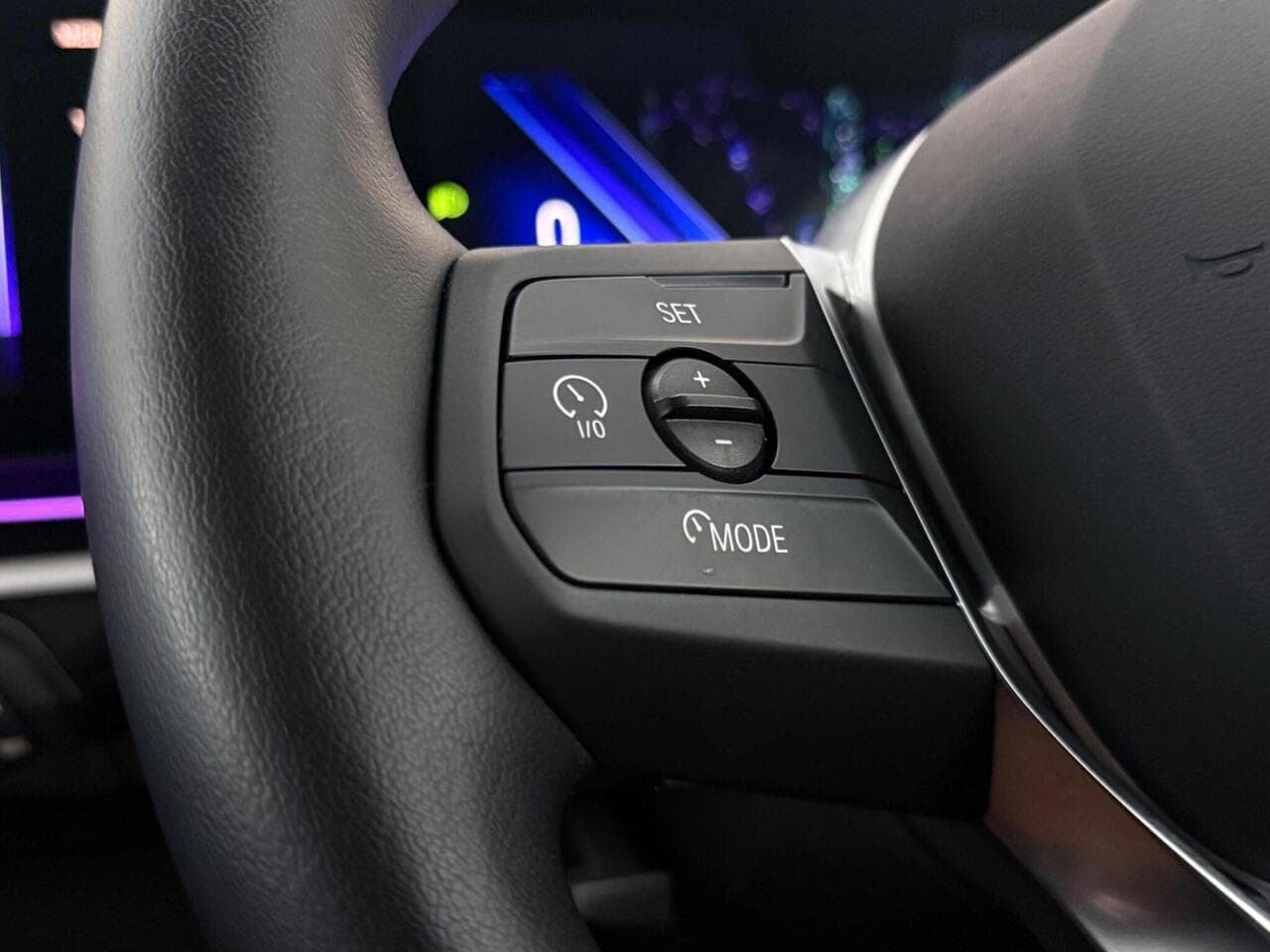 BMW X1 thumbnail Misc Controls