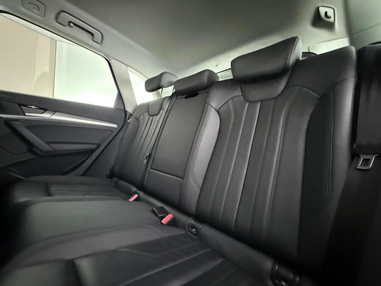 Audi Q5 thumbnail Seats Rear