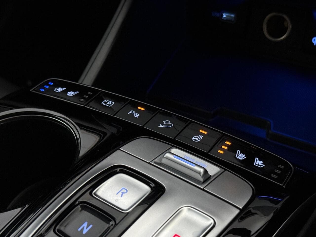 Hyundai TUCSON thumbnail Misc Controls