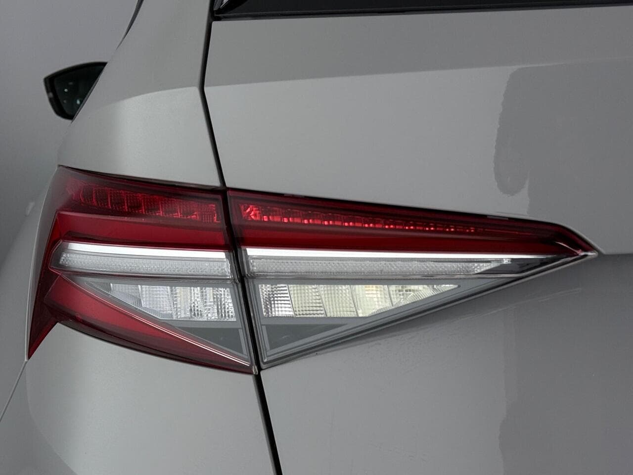 Skoda Kodiaq thumbnail Lights Rear