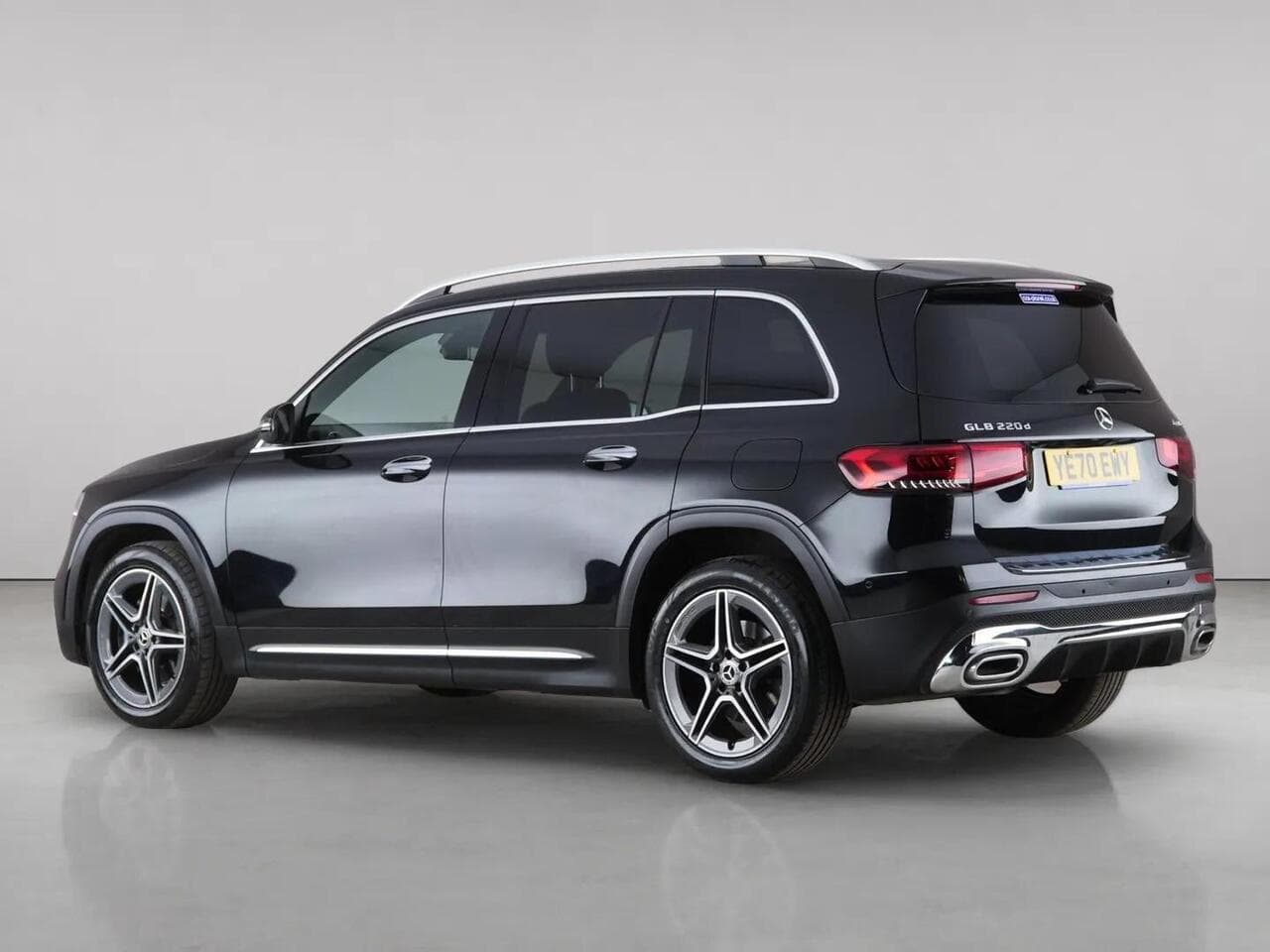 Mercedes-Benz GLB thumbnail Rear Left