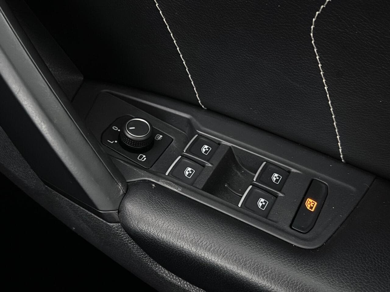 Volkswagen Tiguan thumbnail Misc Controls