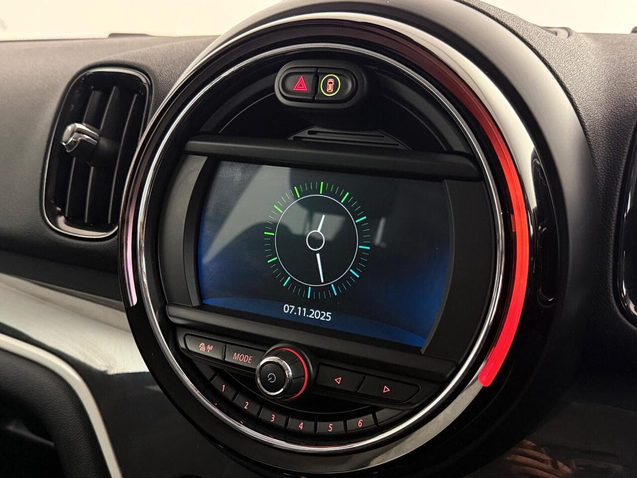 MINI Countryman thumbnail Inconclusive