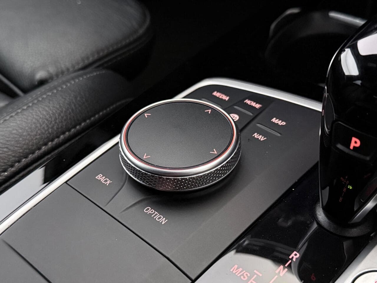 BMW 2 Series Gran Coupe thumbnail Misc Controls
