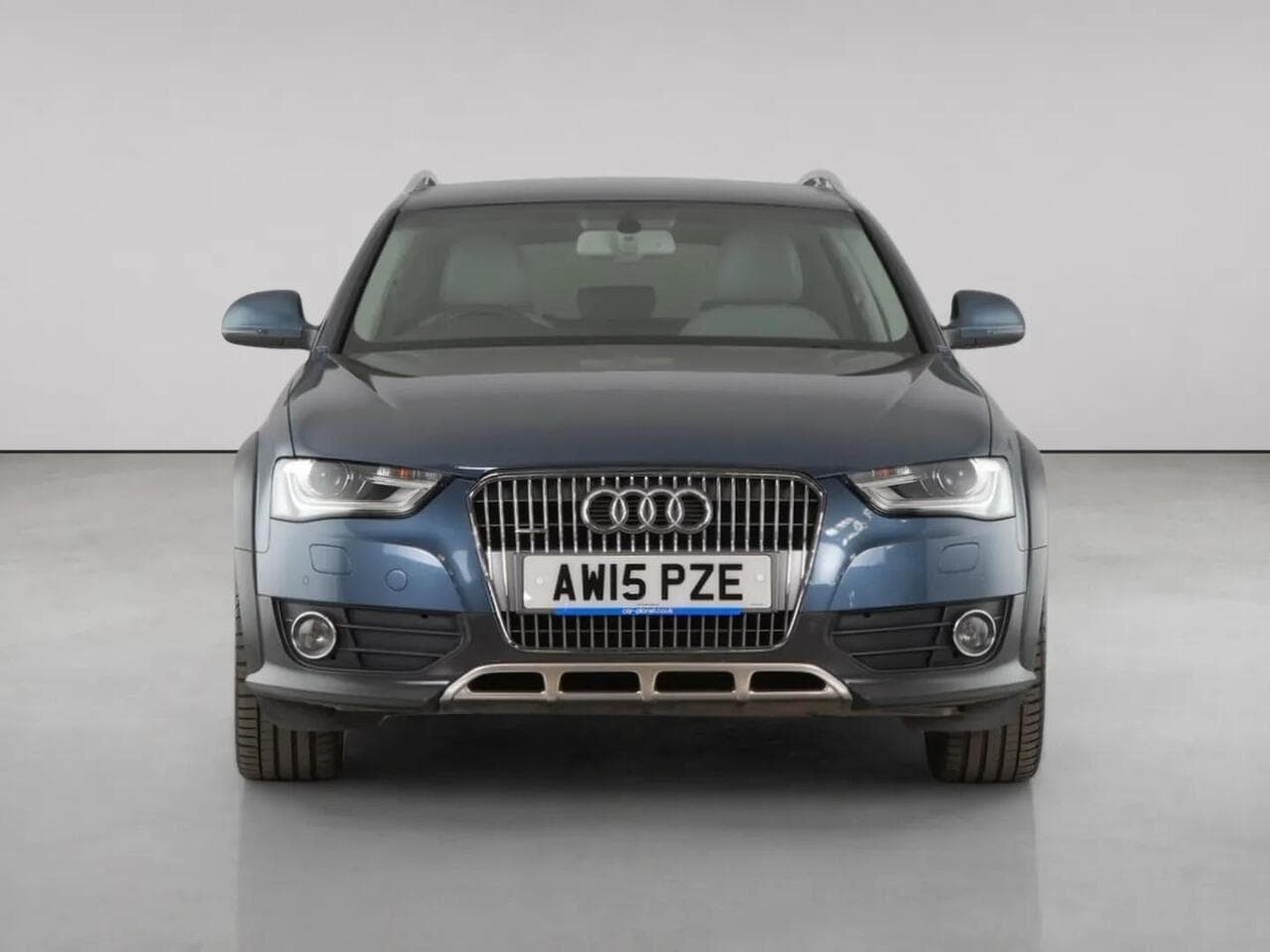 Audi A4 Allroad thumbnail Front