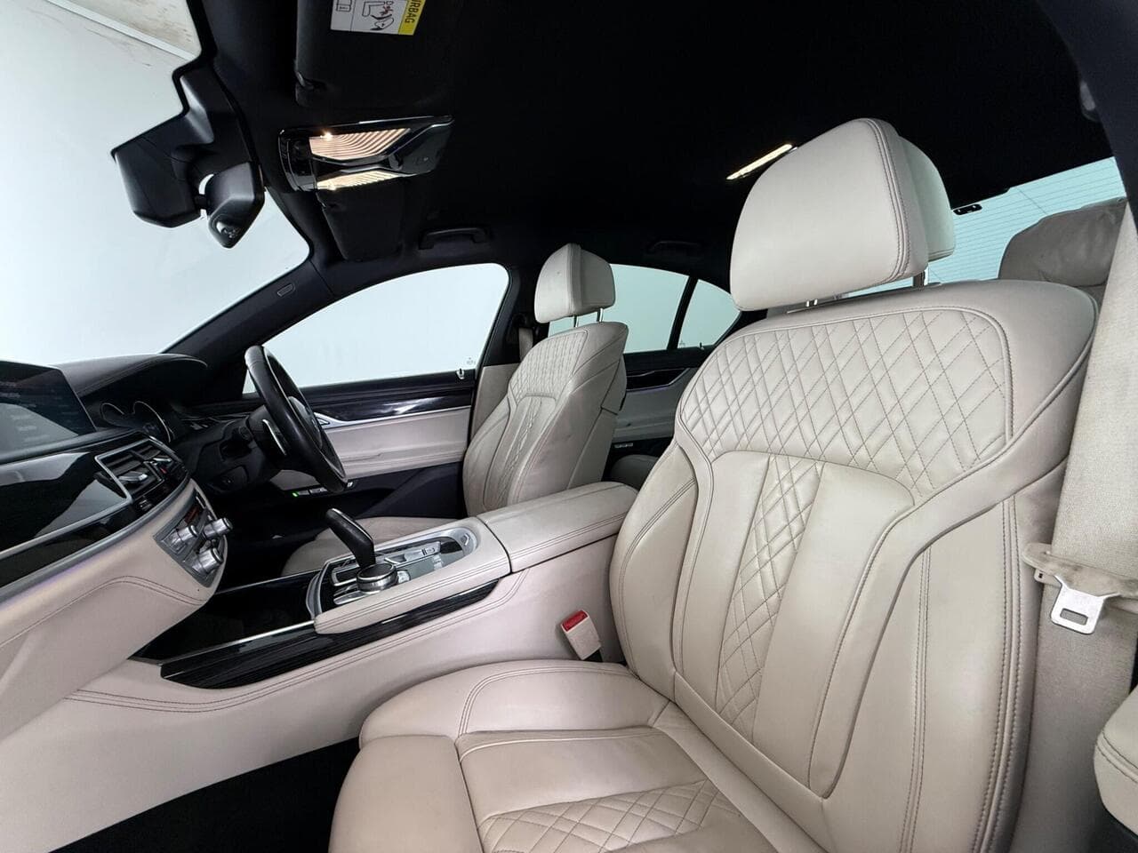 BMW 7 Series thumbnail Seat Front Passenger