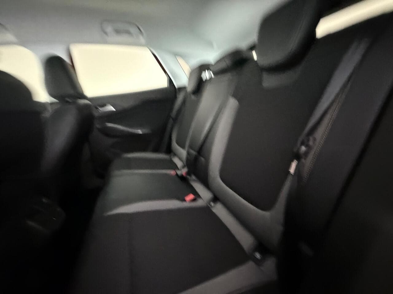 Vauxhall Grandland X thumbnail Seats Rear