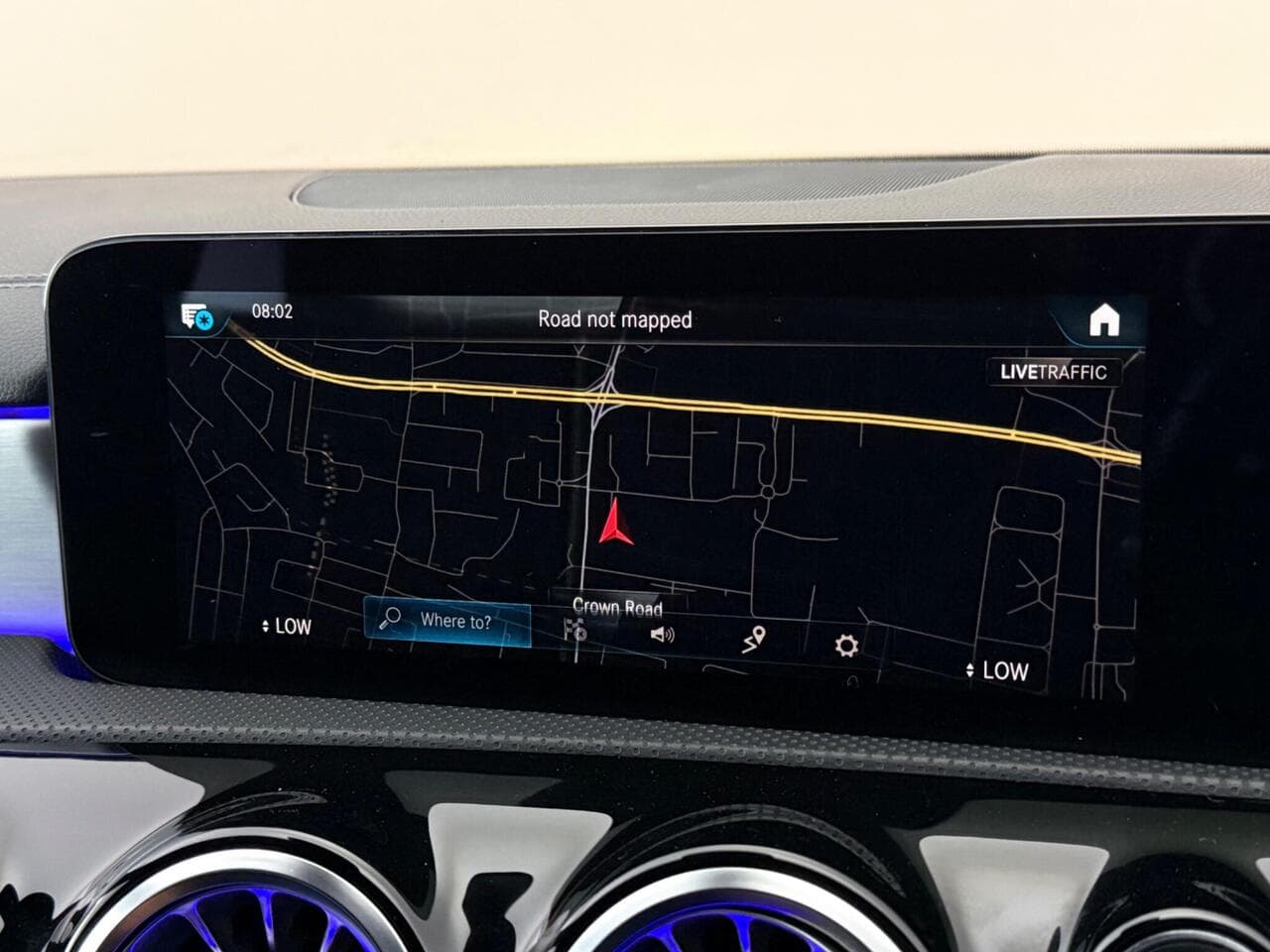 Mercedes-Benz CLA thumbnail Infotainment System