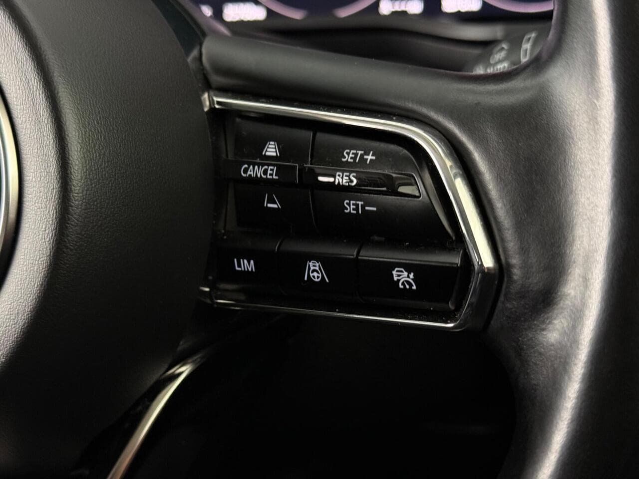 Mazda CX-60 thumbnail Misc Controls