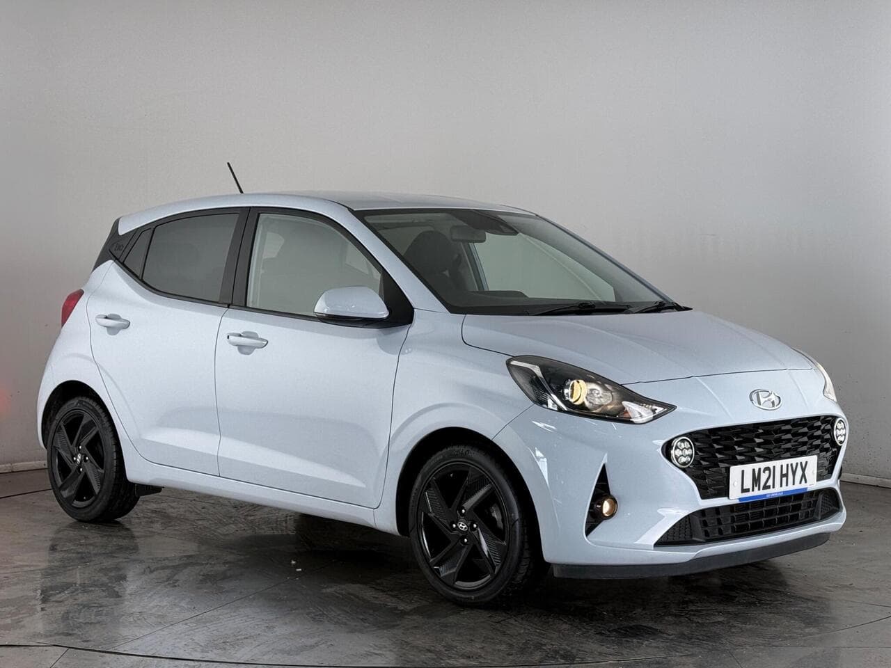 Hyundai i10 - Hyundai i10 1.0 Premium Euro 6 (s/s) 5dr