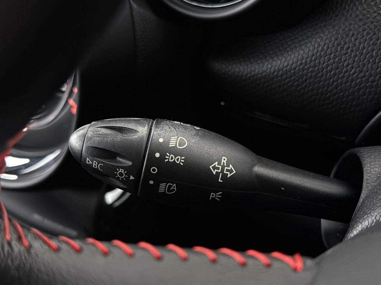 MINI Paceman thumbnail Misc Controls