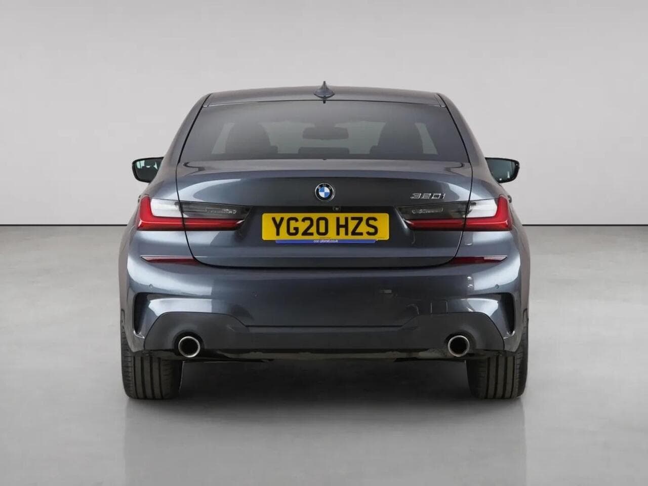BMW 3 Series thumbnail Rear