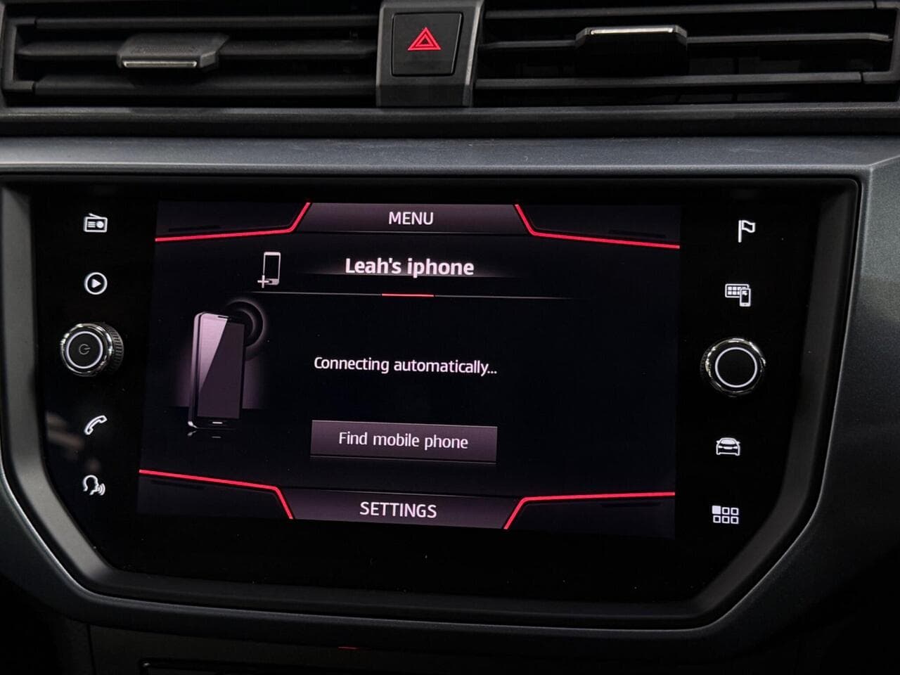 SEAT Arona thumbnail Infotainment System