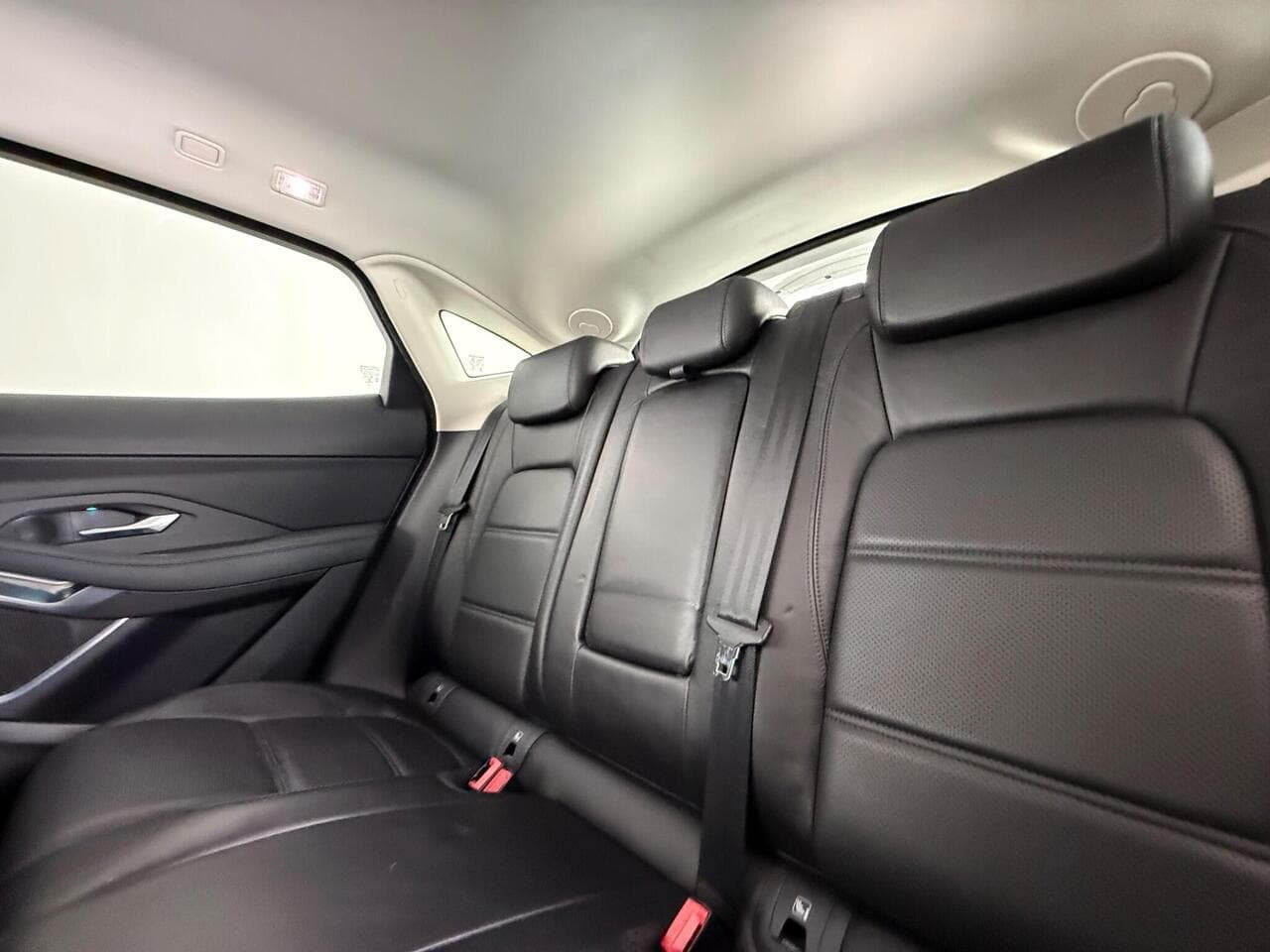 Jaguar E-PACE thumbnail Seats Rear