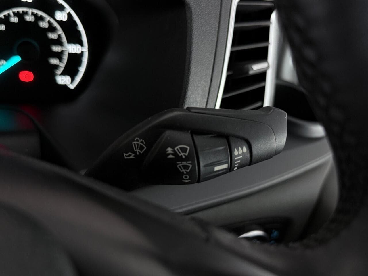 Ford Transit Custom thumbnail Misc Controls