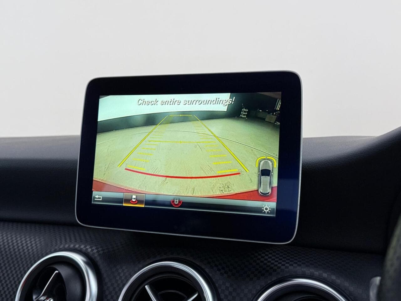 Mercedes-Benz A Class thumbnail Infotainment System