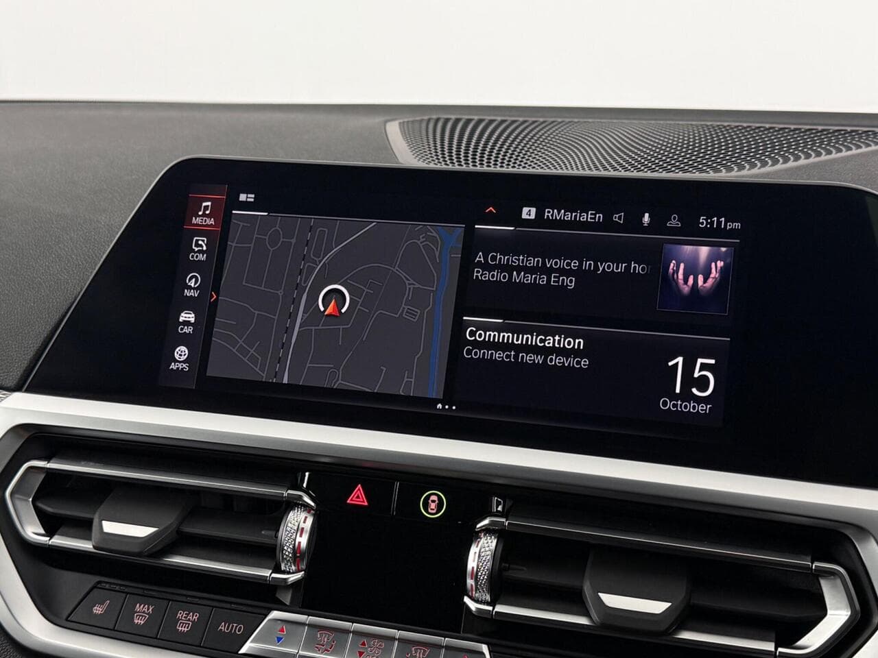 BMW 3 Series thumbnail Infotainment System