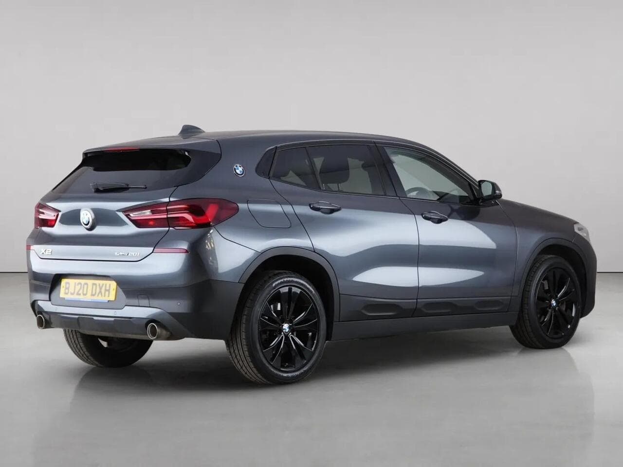 BMW X2 thumbnail Rear Right