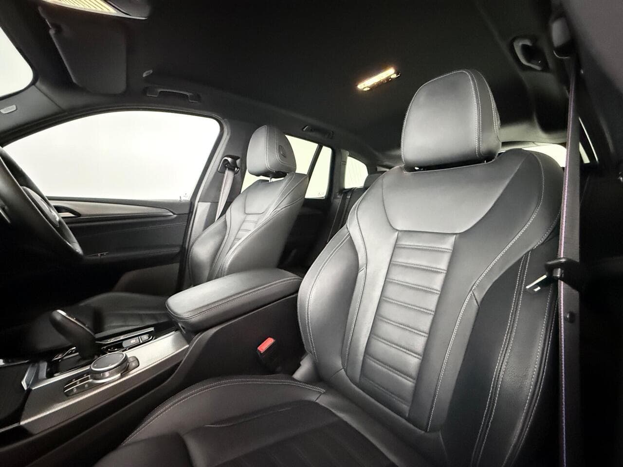 BMW X3 thumbnail Seat Front Passenger