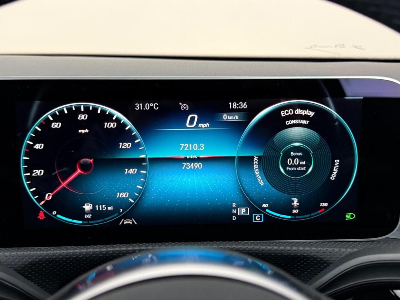 Mercedes-Benz CLA thumbnail Driver Instruments