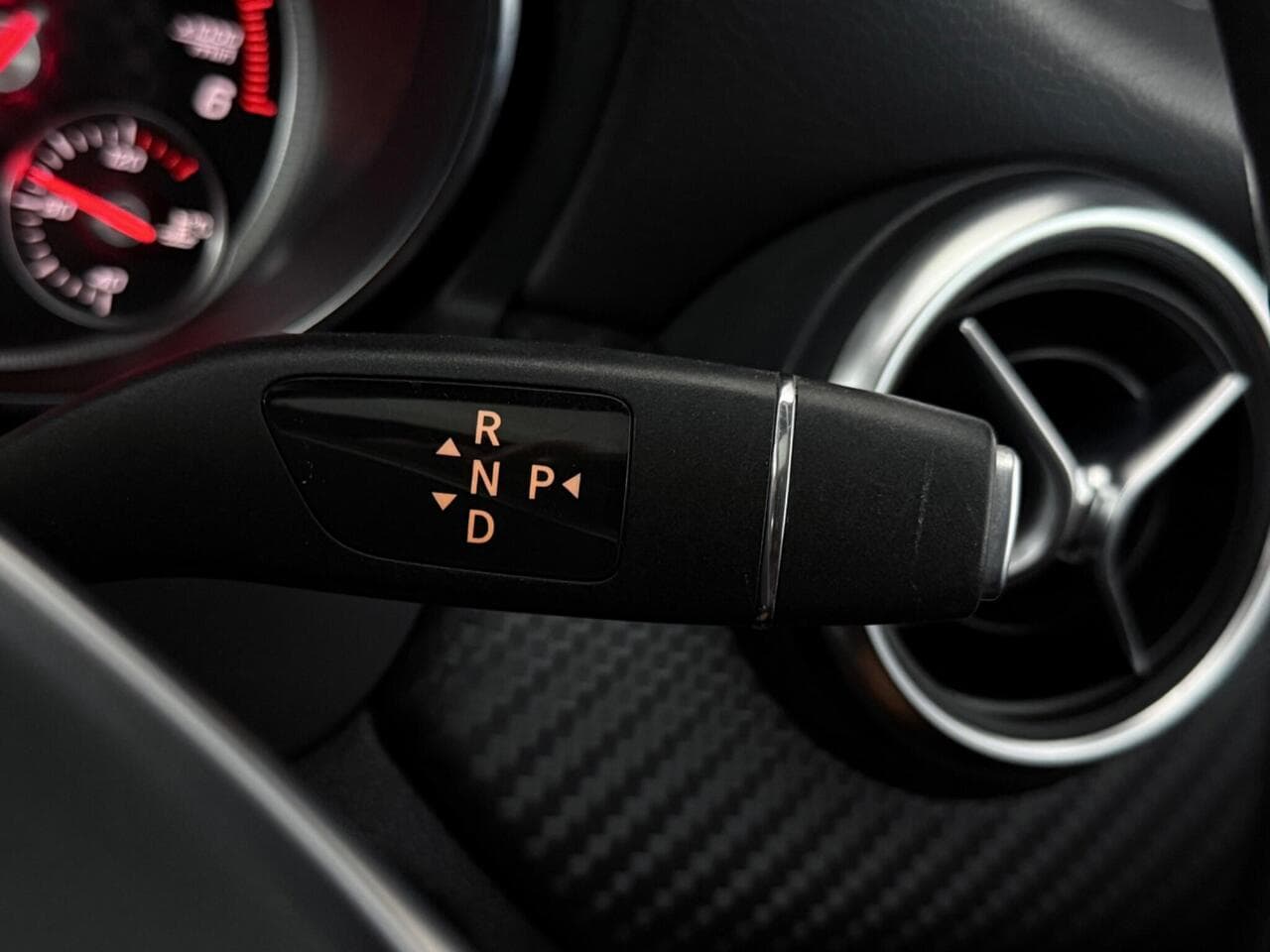 Mercedes-Benz A Class thumbnail Misc Controls