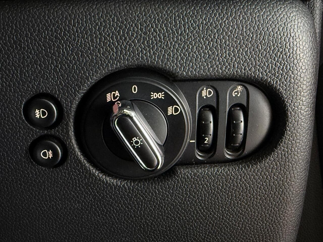 MINI Convertible thumbnail Misc Controls