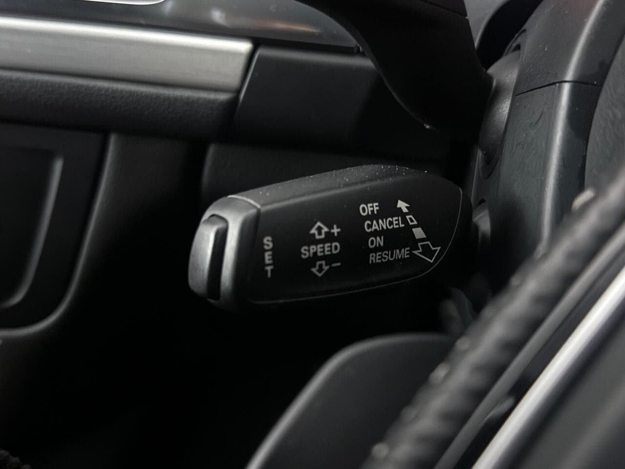 Audi A6 Saloon thumbnail Misc Controls