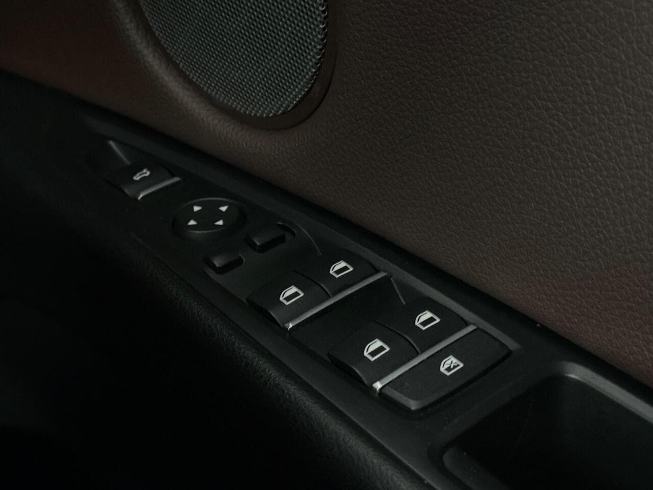 BMW X5 thumbnail Misc Controls
