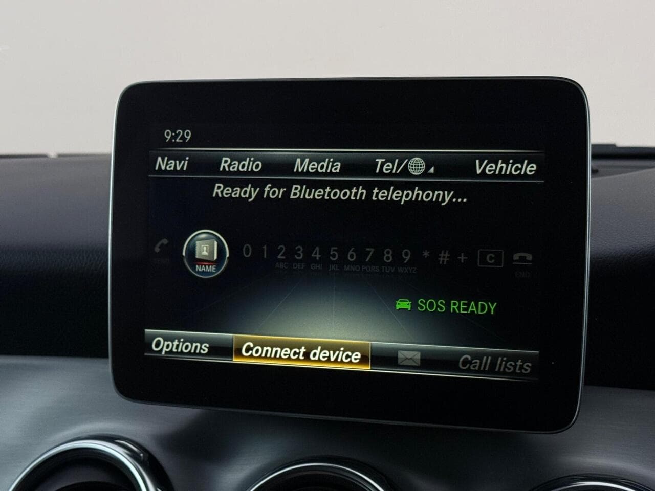 Mercedes-Benz GLA thumbnail Infotainment System