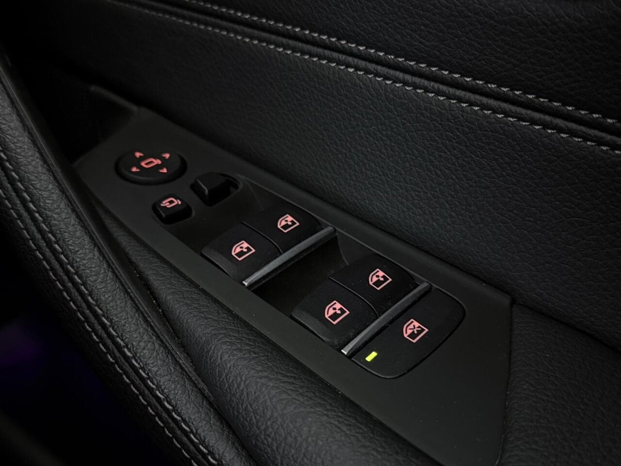 BMW 5 Series thumbnail Misc Controls
