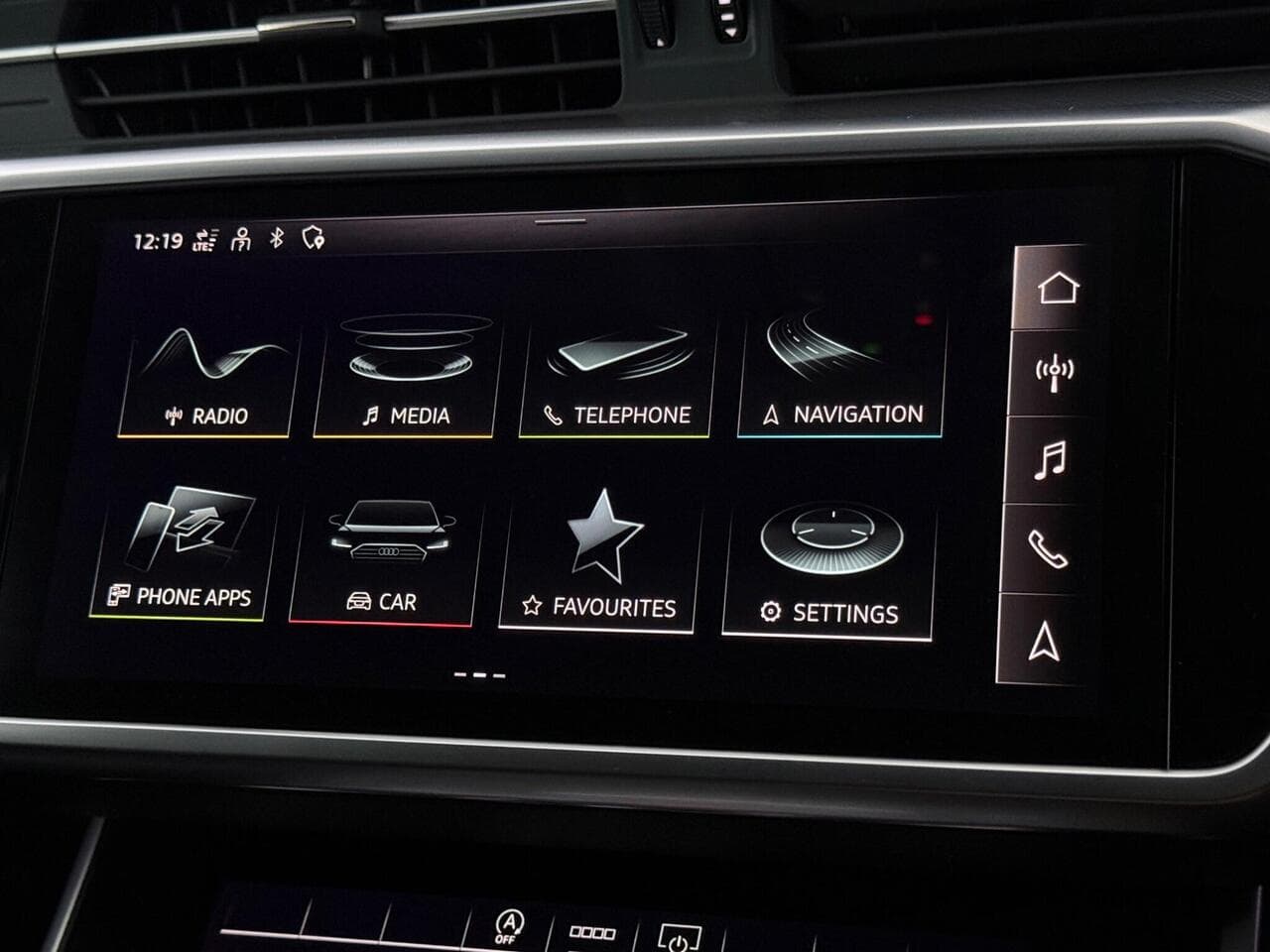 Audi A6 Saloon thumbnail Infotainment System